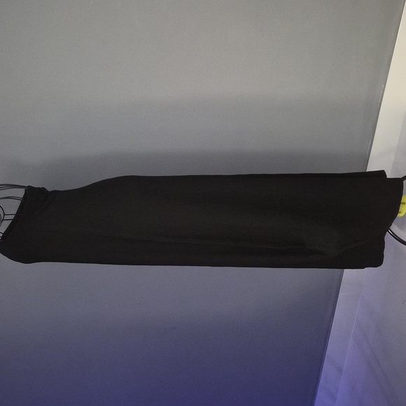 DISSH Black Strapless Gown - Picture 2 of 7